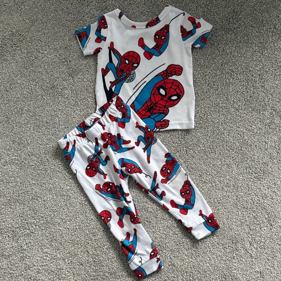 Spider-Man 3-Pc Pajama Set for Toddlers - Picture 3 of 7